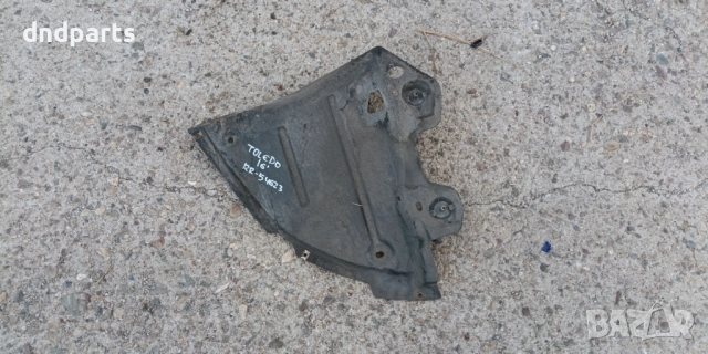 Подкалник Seat Toledo 2016г.(заден десен)	