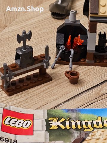 Lego kingdoms 6918 ( има липси ) + други Lego Castle части и коне , снимка 4 - Конструктори - 46636375