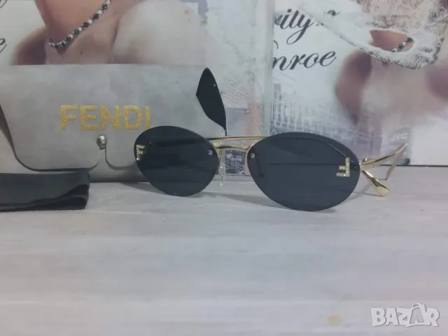 комплект очила кутия и кърпичка fendi , снимка 2 - Слънчеви и диоптрични очила - 47242425