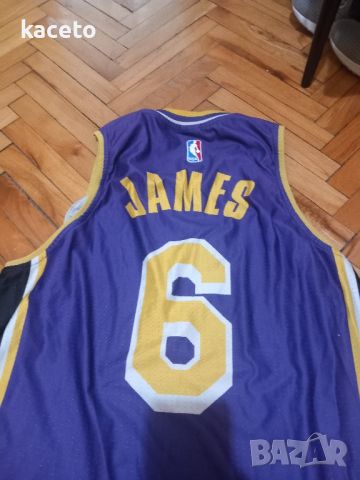 оригинален потник Lakers -L.James , снимка 2 - Спортни дрехи, екипи - 46117959