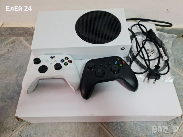 XBox Series S  512GB, снимка 1 - Xbox конзоли - 45888100