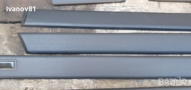 Странични м лайсни врати  бмв е36 Седан bmw e36 OEM saloon m sport edition door trim full Set Rare , снимка 5 - Части - 46594415