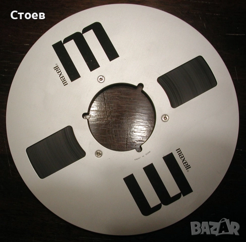 Магнетофонни ролки 26,5 см MAXELL, AMPEX  метални , снимка 2 - Декове - 45688682