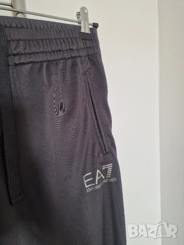 Страхотен мъжки екип ARMANI EXCHANGE размер М , снимка 13 - Спортни дрехи, екипи - 53633357