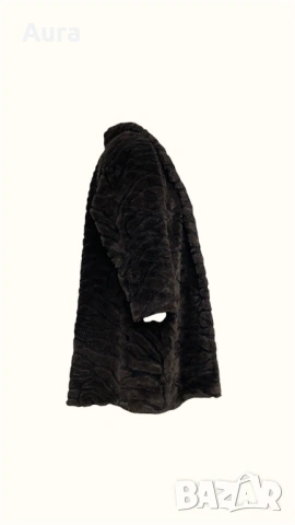 vintage mid-length faux fur coat, снимка 3 - Палта, манта - 53997424