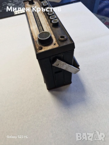 Старо радио "Геолог", снимка 6 - Антикварни и старинни предмети - 53773694