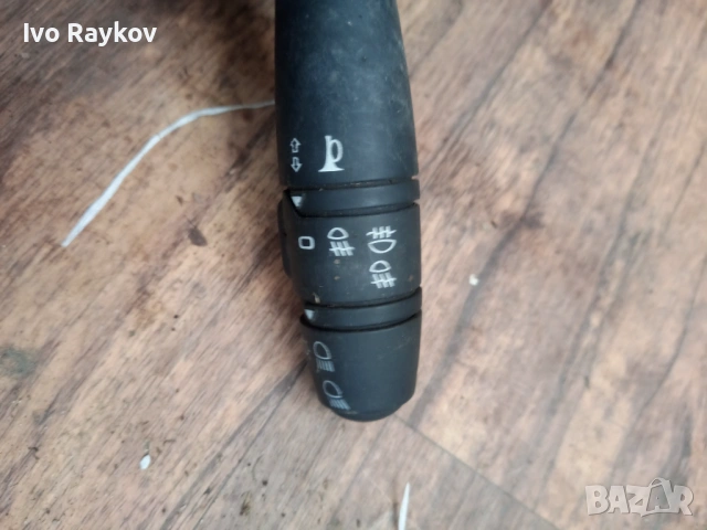  Лостче за светлини за Dacia Duster, снимка 3 - Части - 53951152