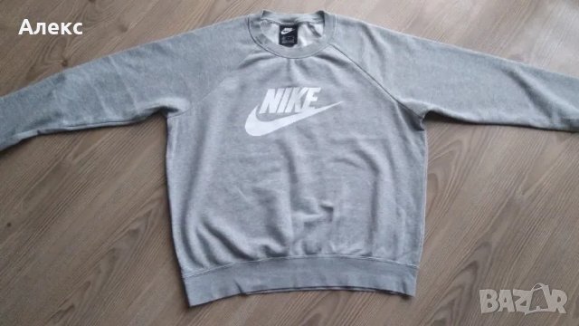 Nike худи, снимка 1 - Суичъри - 48654067