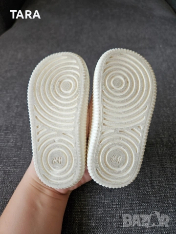 Комплект Детски Обувки HM 10€ 20/21номер Използвани, снимка 6 - Детски маратонки - 54044371