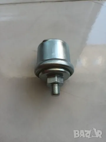 Датчик за нялагане на масло за показващ уред, Oil pressure Sensor, снимка 2 - Части - 47148424