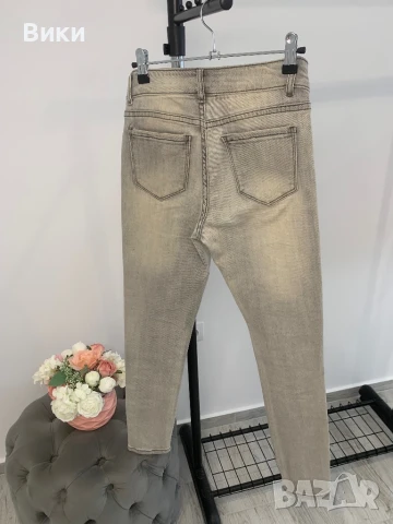 Дънки с камъни в размер XS, снимка 14 - Дънки - 51096045