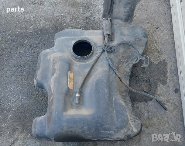 Резервоар 1.9TDI VW Пасат 5 (2)
- Ауди А4 Б5
- 8D0201085, снимка 3 - Части - 49883478