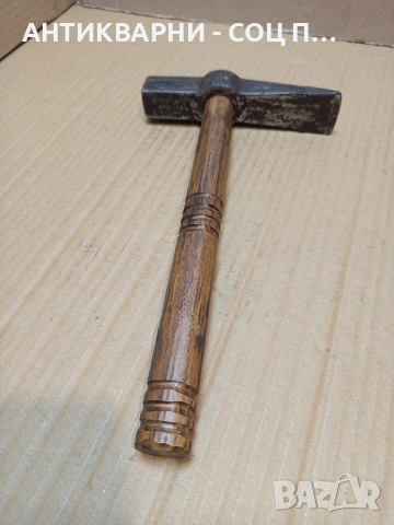 Соц Стар Каменоделски Чук 1кг С Дръжка От Дрян. НОМЕР 306., снимка 2 - Антикварни и старинни предмети - 53446333
