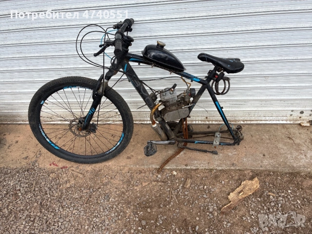 Двигателят и моторът работят чудесно. Просто няма задна гума.