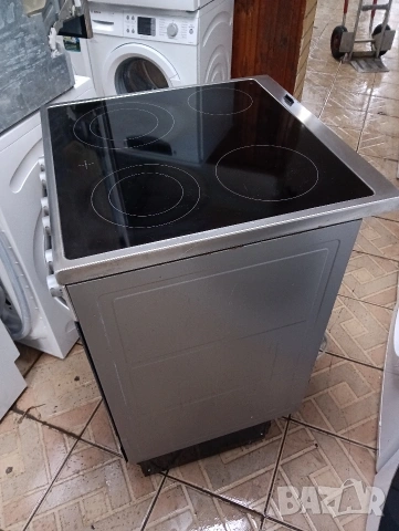 Иноксова свободно стояща печка с керамичен плот VOSS Electrolux с две години гаранция!, снимка 3 - Печки, фурни - 53472632