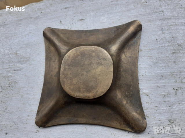 Масивен малък пепелник бронз и емайл, снимка 4 - Антикварни и старинни предмети - 53385563