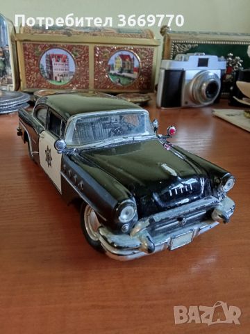 Винтидж количка Buick 1955 на  Maisto, снимка 1 - Колекции - 45314770