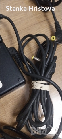 Оригинално зарядно Fujitsu 19v 4.22A., снимка 4 - Друга електроника - 52470137