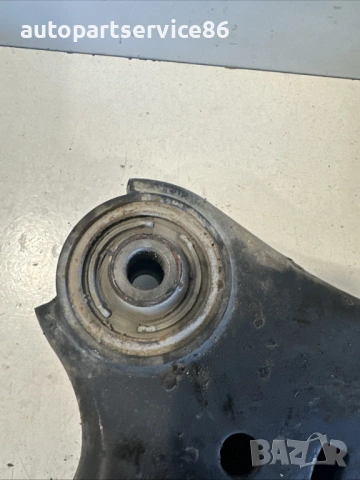 Преден десен носач на окачване жълен жълд за Volvo XC60 2.0D (2011) 8G9N-3A052-A, снимка 2 - Части - 53742311