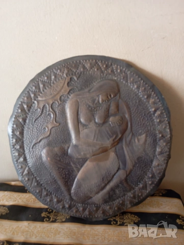 Старо медно пано за стена