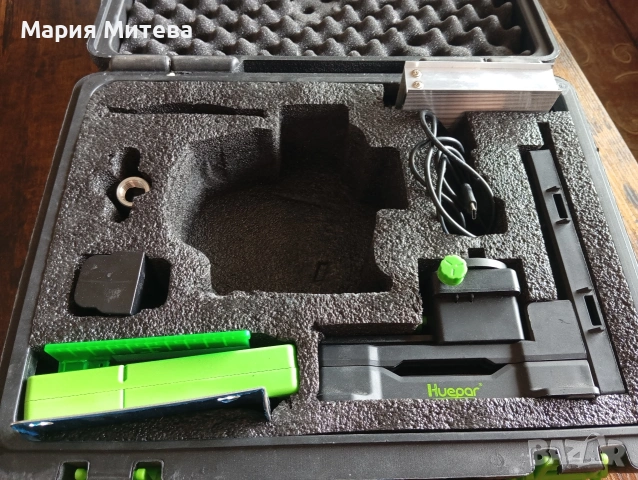 лазерен нивелир Huepar + приемник, снимка 3 - Други инструменти - 54086864