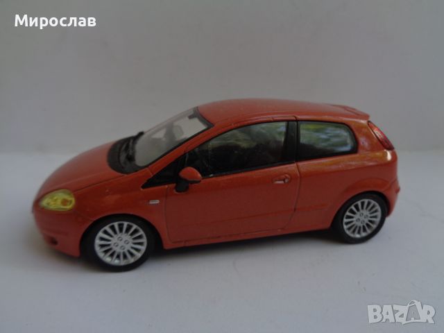  1:43 Motorama FIAT Grande Punto ИГРАЧКА КОЛИЧКА МОДЕЛ, снимка 1 - Колекции - 46724699