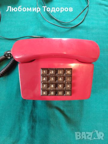 Стар телефон с копчета , снимка 1 - Стационарни телефони и факсове - 45569801