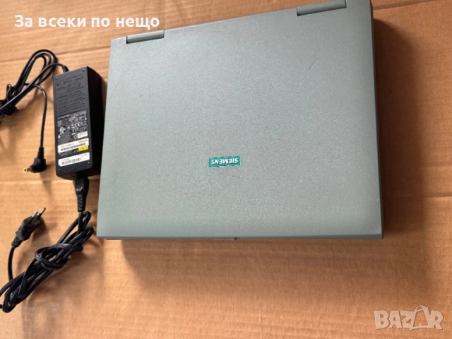 Рядък ретро лаптоп SIEMENS SCENIC Mobile 360, снимка 3 - Лаптопи за дома - 51919622