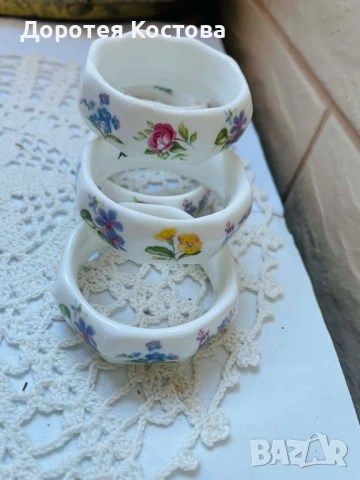 Красиви пръстени от костен порцелан от Англия с цветя, снимка 6 - Антикварни и старинни предмети - 53895635