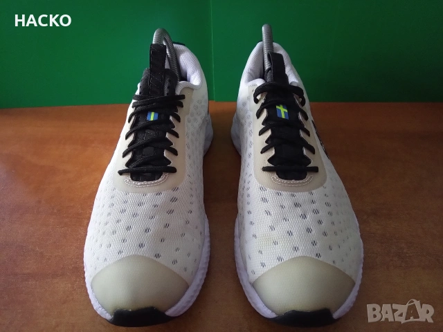 Salming Greyhound Номер 41 1/3 Стелка 26.5 см. 100% Оригинални Внос от Англия, снимка 2 - Маратонки - 54150006