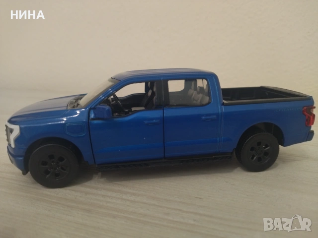 Метална количка Ford F150 Platinum !!!, снимка 6 - Колекции - 53045907