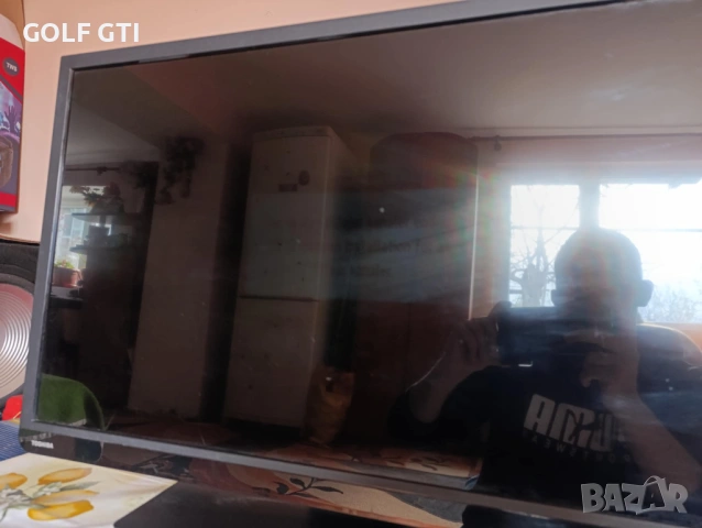 Смарт телевизор Toshiba 32 ЦЯЛ ЗА ЧАСТИ , снимка 2 - Телевизори - 54182402