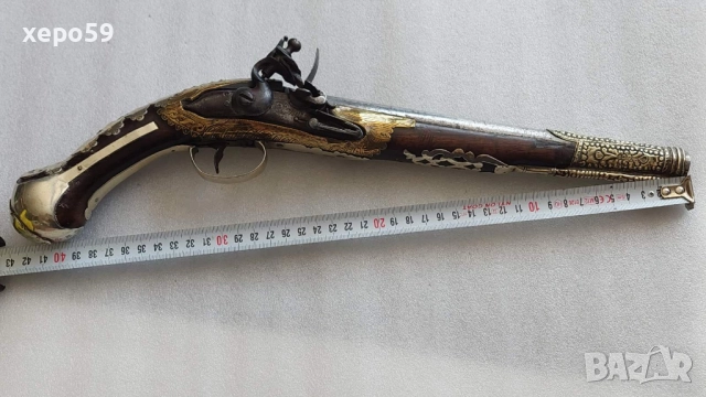 Стар кремъчен пищов със сребърни апликации,работещ ,револвер, ятаган,сабя,щик, снимка 2 - Антикварни и старинни предмети - 52217517