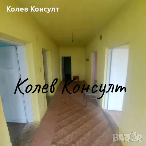 Продавам двуетажна къща в село Ягода , снимка 15 - Къщи - 49320430