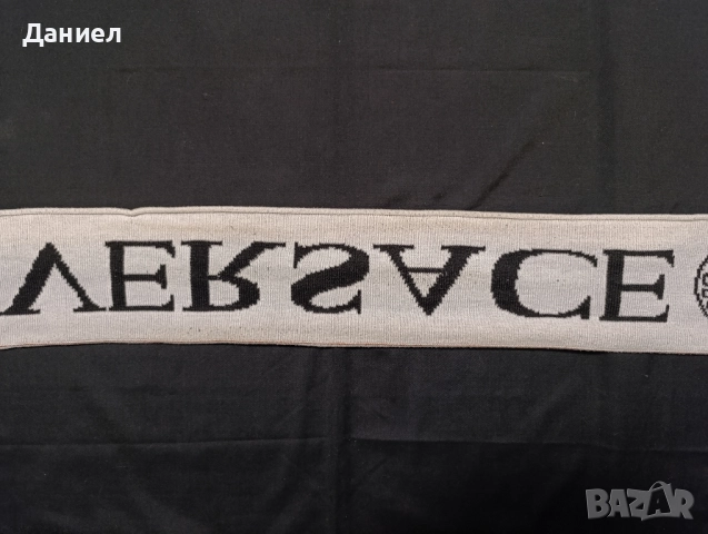 Шал Versace , снимка 5 - Шалове - 52337911