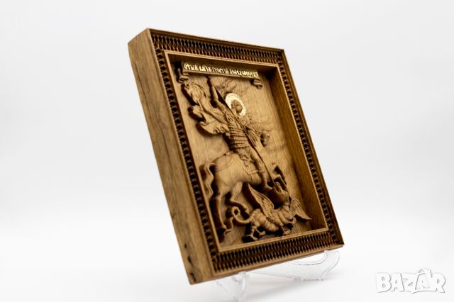 Позлатена релефна икона на Свети Георги Победоносец от масивен дъб - 9 карата, снимка 2 - Икони - 46006476
