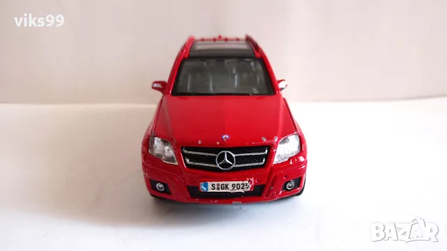 Bburago Mercedes-Benz GLK-Class 350 Мащаб 1:32, снимка 7 - Колекции - 47129103