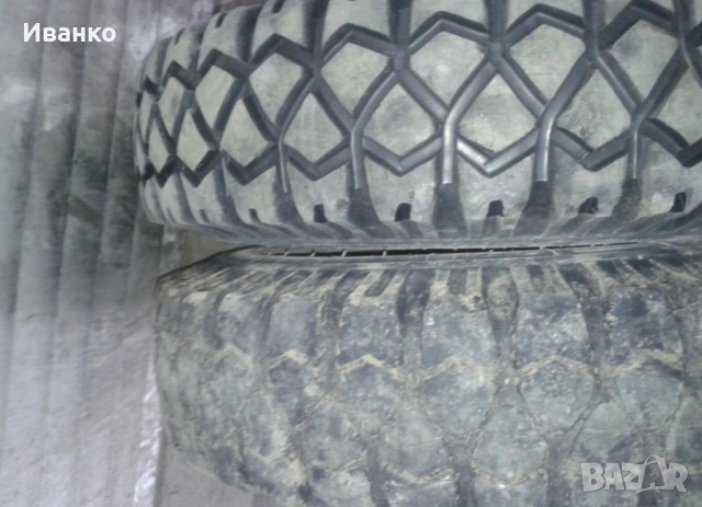 Рязане на грайфер на гуми