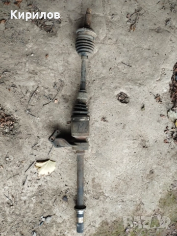 Полуоска с карета за Mazda 6 с висящ лагер (2002 - 2006)