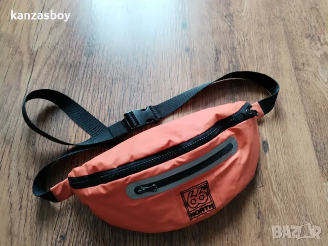 66 north waterproof bag - водоустойчива препаска , снимка 4 - Чанти - 49520035