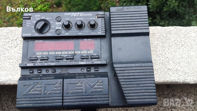 Процесор за китара ZOOM 707 ll