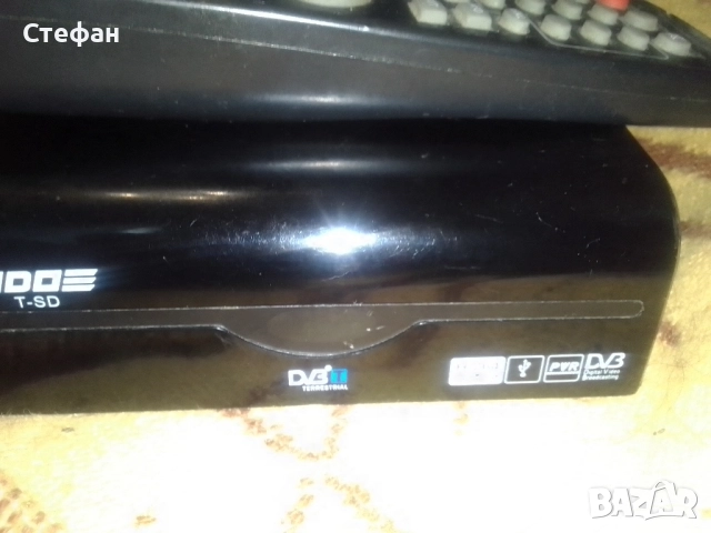 Цифров приемник със дистанционно за Българските програми , снимка 2 - Приемници и антени - 51685923