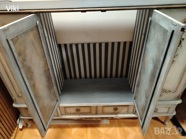 Масивен бароков бюфет Луи 15, снимка 5 - Антикварни и старинни предмети - 53123338