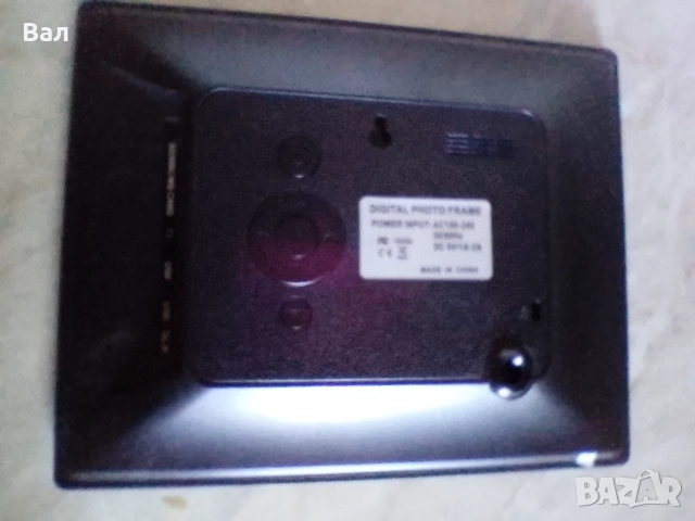 Цифрова фоторамка 7 инча за снимки, клипове, музика и часовник с календар + 2GB SD карта, снимка 8 - Друга електроника - 47176577