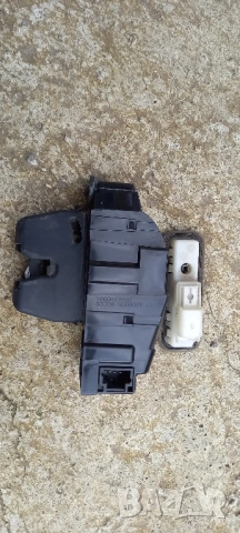 Брава заден капак Peugeot 308