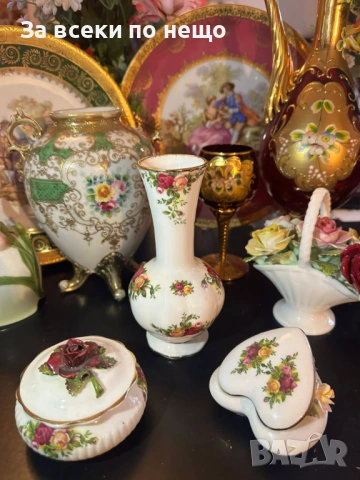 Royal Albert “Old country roses “- великолепни вазичка, бижутрека и декирация Код P2025, снимка 9 - Декорация за дома - 53937276