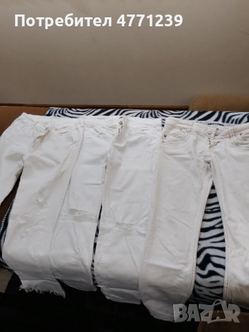 Лот бели панталони Stradivarius, снимка 2 - Дънки - 53925675