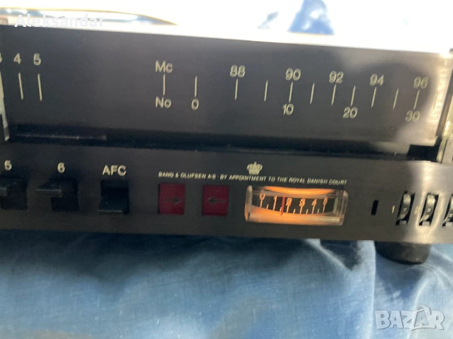 Продавам ресивър на Bang&Olufsen - Beomaster 4000, снимка 6 - Ресийвъри, усилватели, смесителни пултове - 53858646