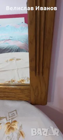 Огледало за стена с масивна дъбова рамка. Перфектно състояние, снимка 5 - Огледала - 50056729