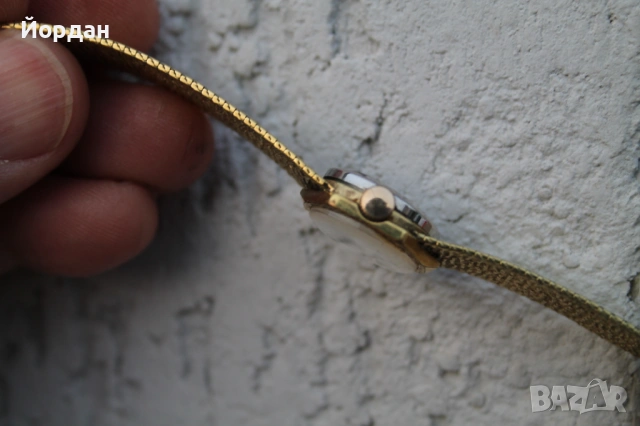 Дамски позлатен часовник ''Dugena''  /17 камъка/, снимка 12 - Дамски - 54056728